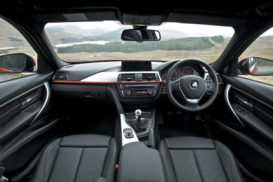  BMW 320d Sport 2012 года  (UK) (фото 3 из 28)